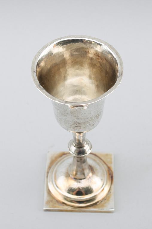 KALK, silver, Olaus Liander, Ystad 1835. Vikt ca 36 gram.