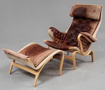 FÅTÖLJ med FOTPALL, "Pernilla", Bruno Mathsson för DUX, formgiven 1944.