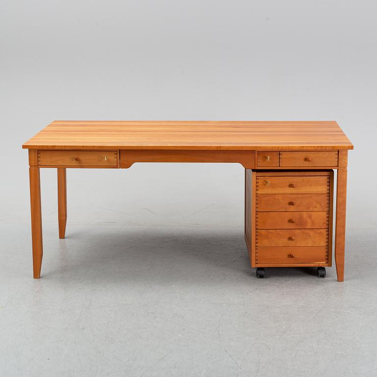 Nissen & Gehl, skrivbord, Naver collection, 2000-tal.