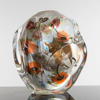 A unique 'Fabula' glass vase by Per B Sundberg, Orrefors 1998.