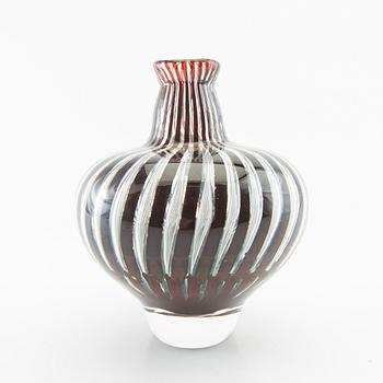 Edvin Öhrström, vase, Ariel Orrefors 1965.