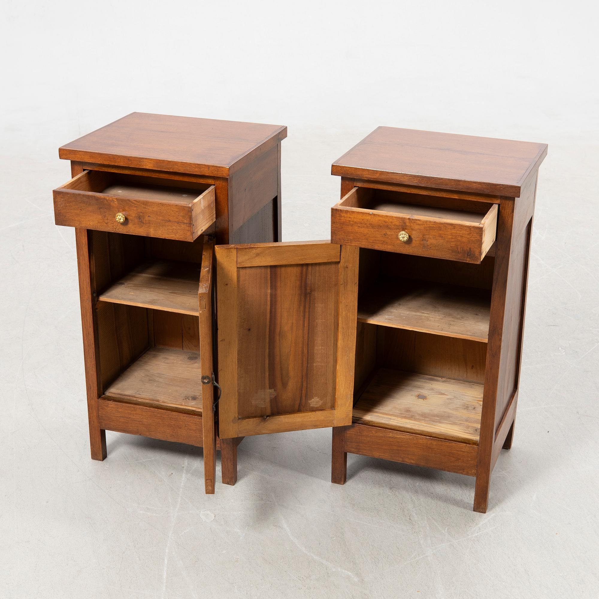 Bedside tables, a pair, first half of the 20th century.