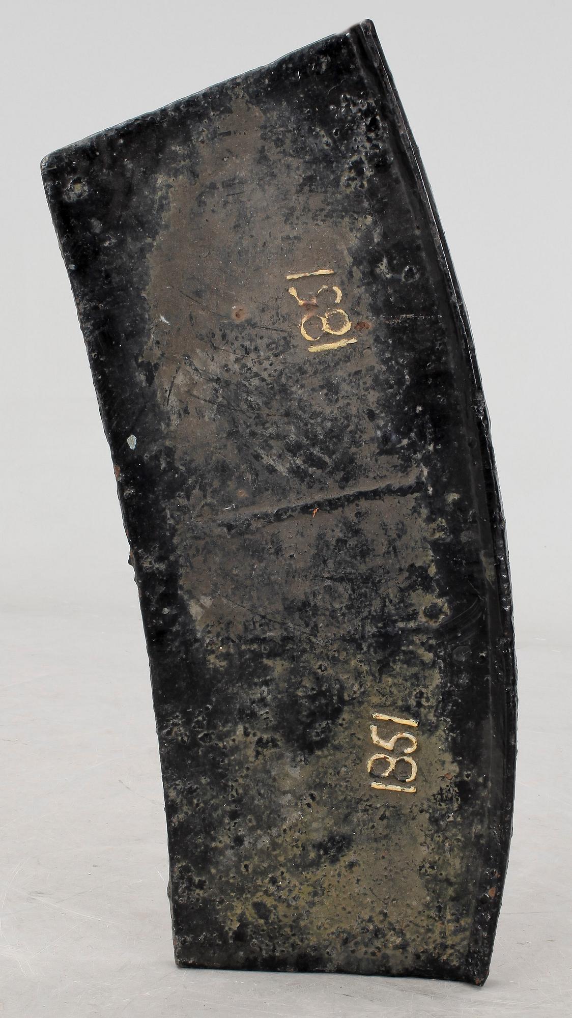 SPISHÄLL, gjutjärn, Bär dat 1851.