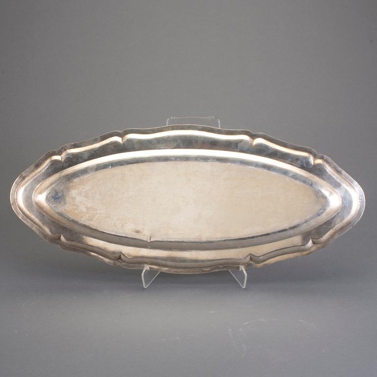 BRICKA, silver, Österrike-Ungern 1872-1922. Vikt ca 1295 gram.
