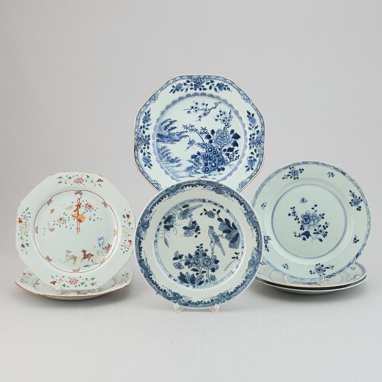 Seven blue and white and famille rose export porcelain plates, Qing dynasty, Qianlong (1736-95).