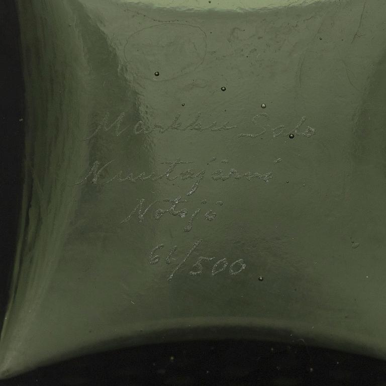 Markku Salo, an art glass from the 'Valley of the Kings' -series, signed and numbered Markku Salo Nuutajärvi Notsjö,61/500.