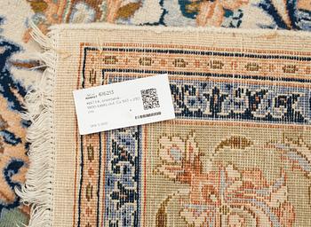 MATTA, orientalisk. 1900-talets slut. Ca 343 x 230 cm.
