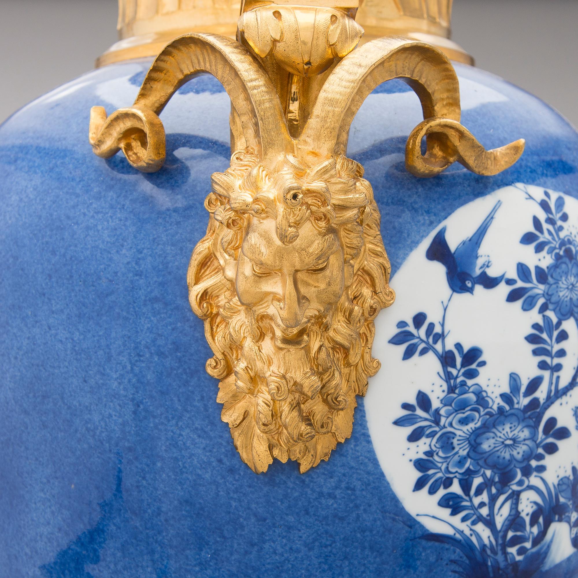 URN, gilt bronze and Chinese porcelain, ca 1850-70.