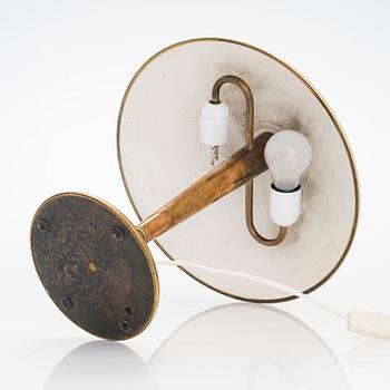 Paavo Tynell, bordslampa, modell 5061, Idman 1900-talets mitt.