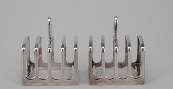 TOASTSTÄLL, ett par, silver, Sheffield 1936. Vikt 229 g.