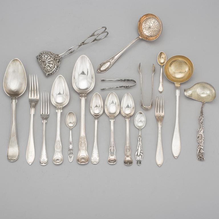 PARTI SILVERBESTICK, 36 delar, bla Möllenborg, 18-1900-tal. Total vikt ca 980 g.