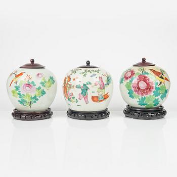 A set of three Chinese famille rose jars, 20th Century.