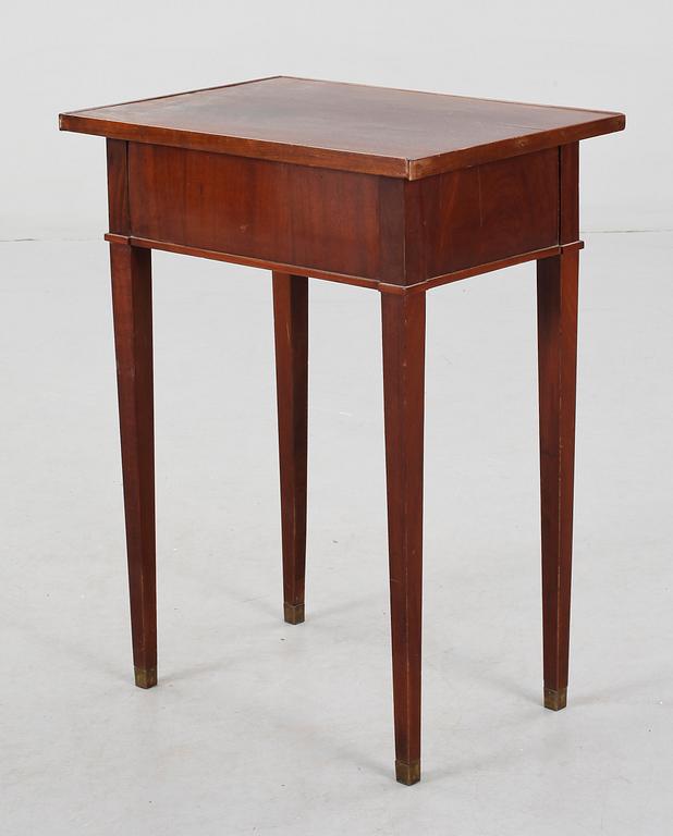 BORD, sengustavianskt, omkring år 1800.