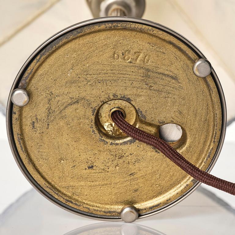 Harald Notini, bordslampor, ett par, Swedish Grace, modell "6908", Arvid Böhlmarks Lampfabrik, Stockholm, 1920-30-tal.