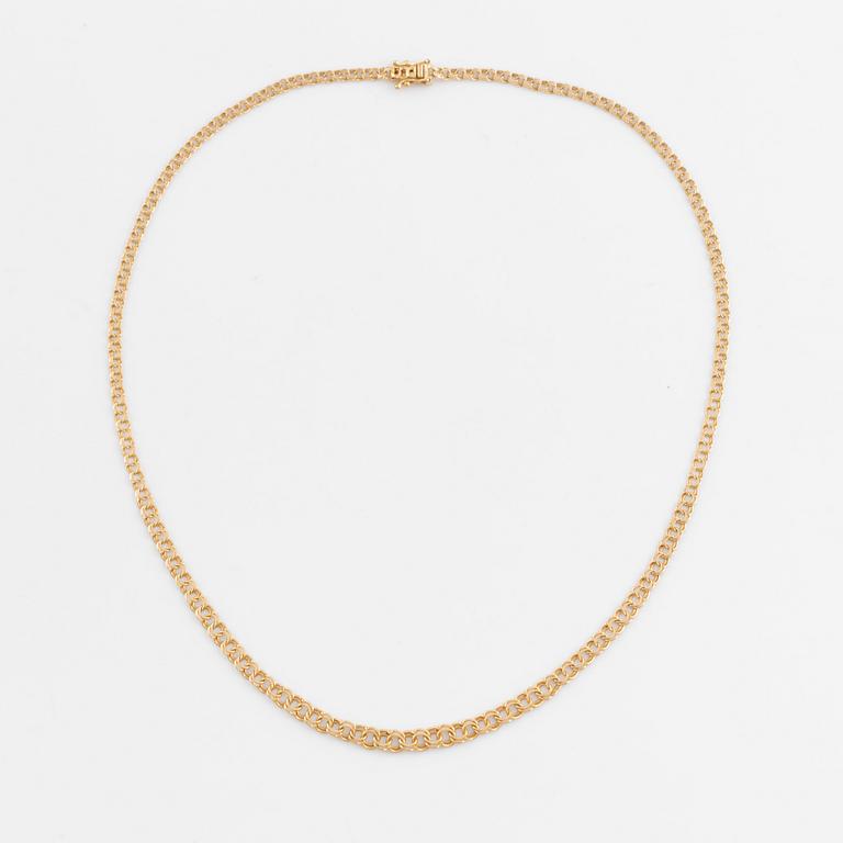 18K gold necklace.