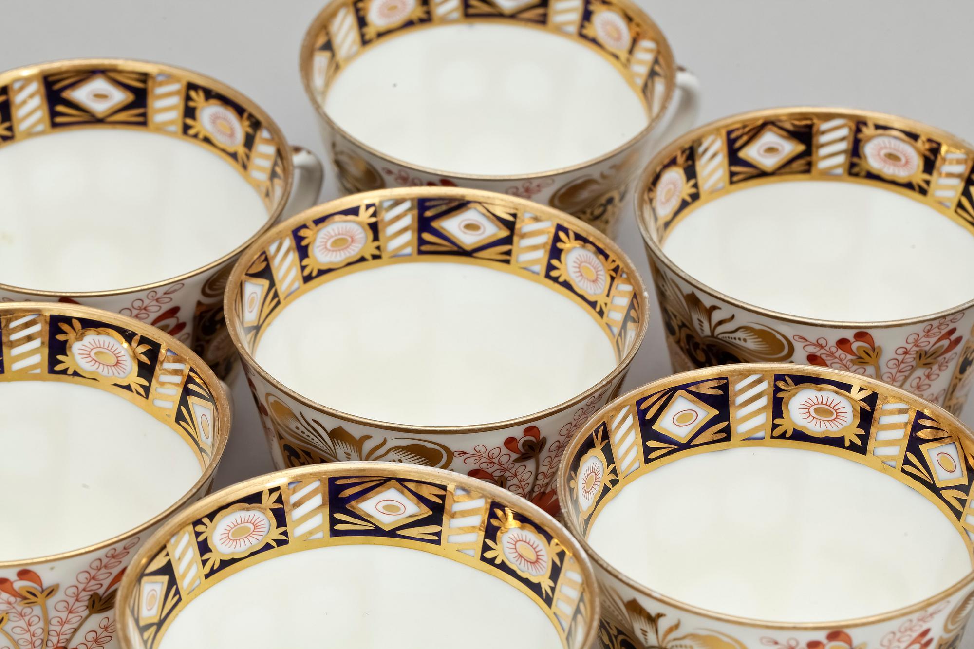 TESERVIS, 11 delar, porslin, trol Europa, 1800/1900-tal.