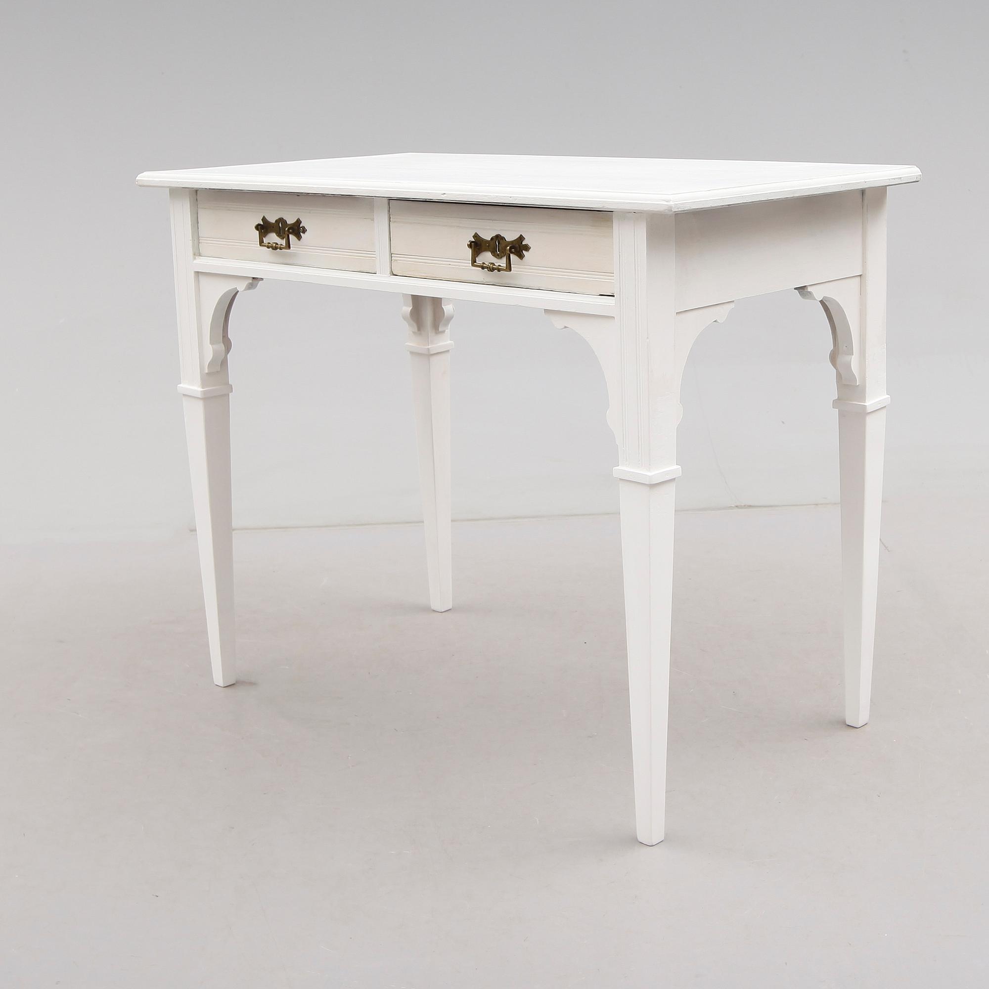 SKRIVBORD, 1900-talets första hälft.