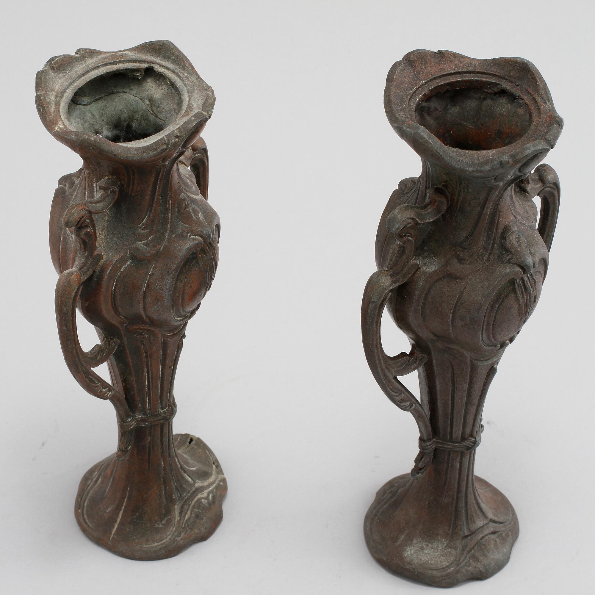VASER, ett par, jugendstil, 1900-tal.