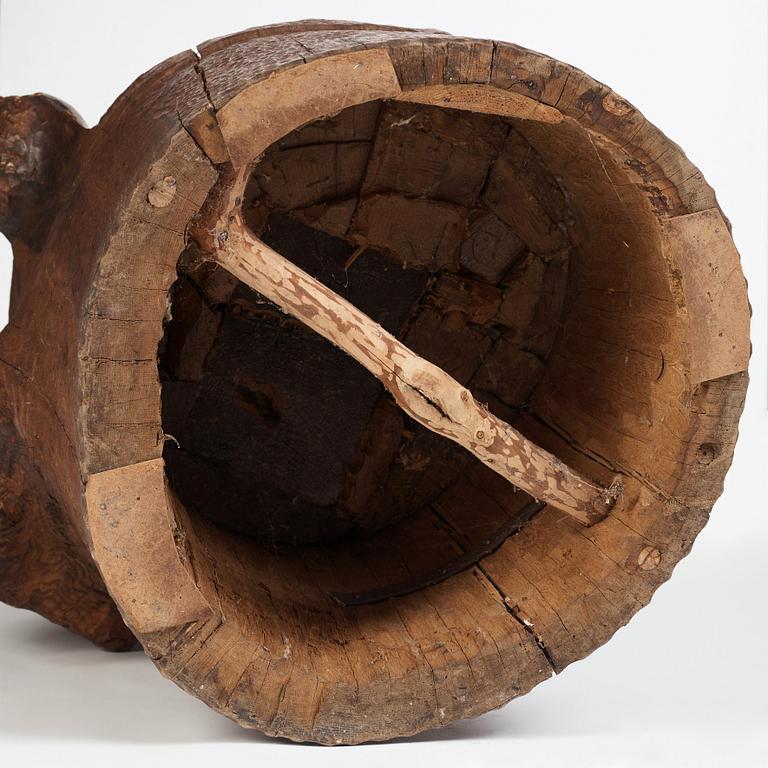 A Swedish folk art pine chair, early 20th Century.