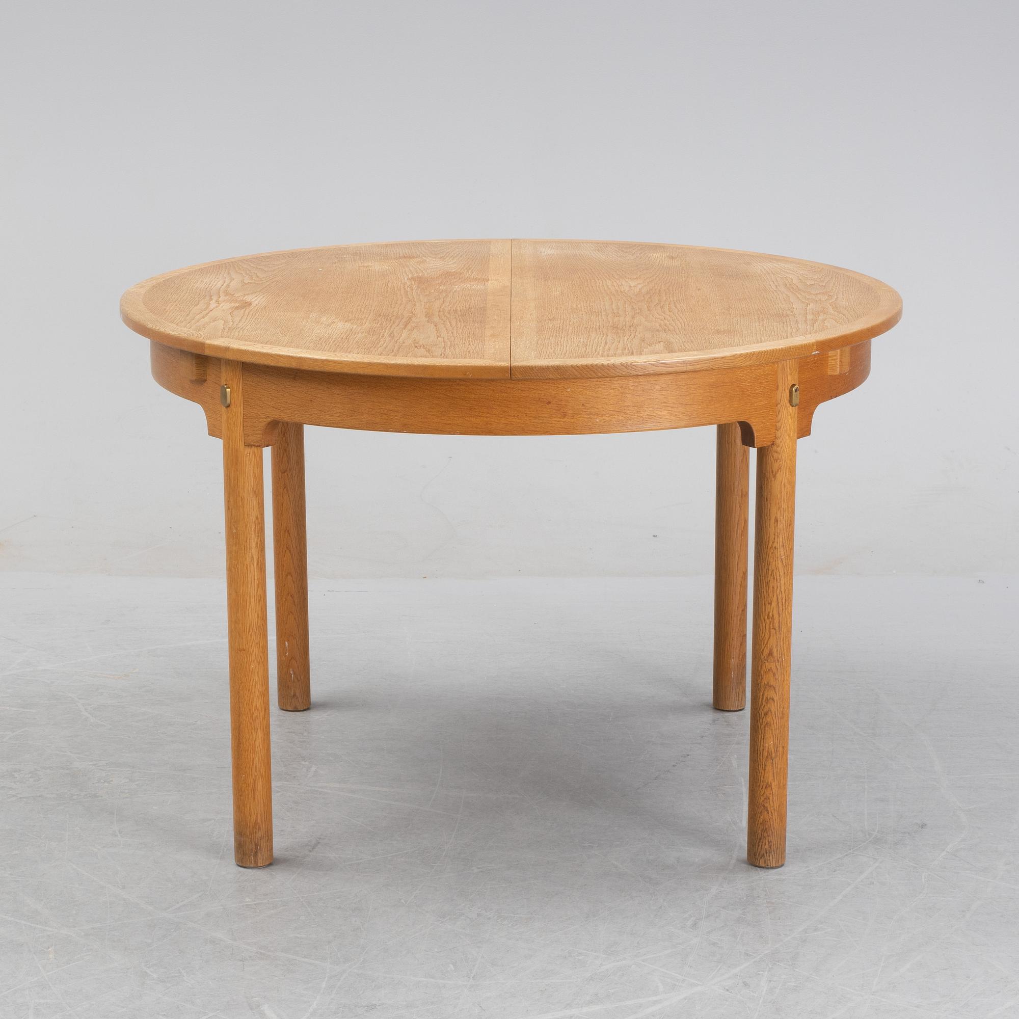 Børge Mogensen, an 'Öresund' oak dinner table.
