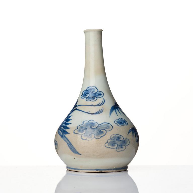 A blue and white Korean vase, Joseon (1392–1894).