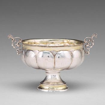 128. A Swedish silver parcel-gilt brandy-bowl, mark of Olof Grubb Hudiksvall 1800.