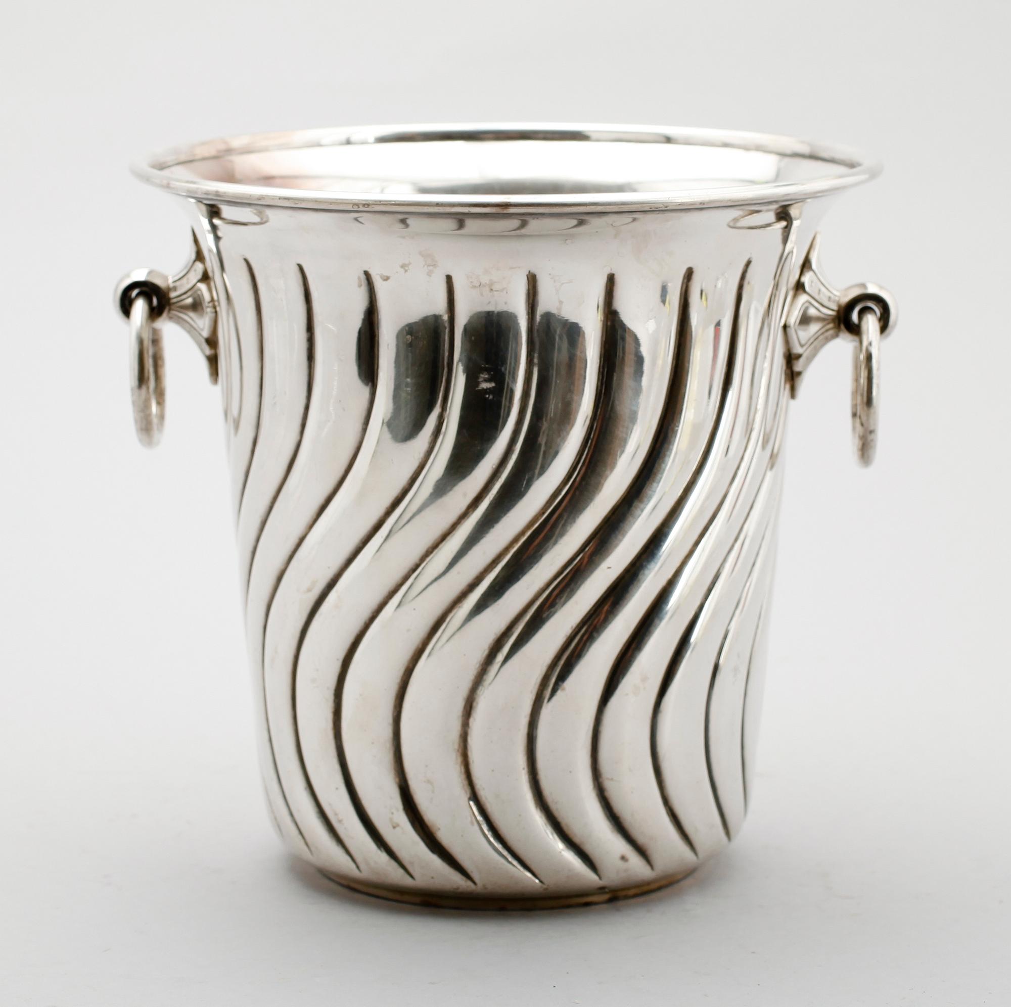 VINKYLARE, nysilver, sign Wiskemann, 1900-tal.