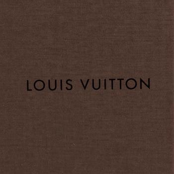 LOUIS VUTTON,