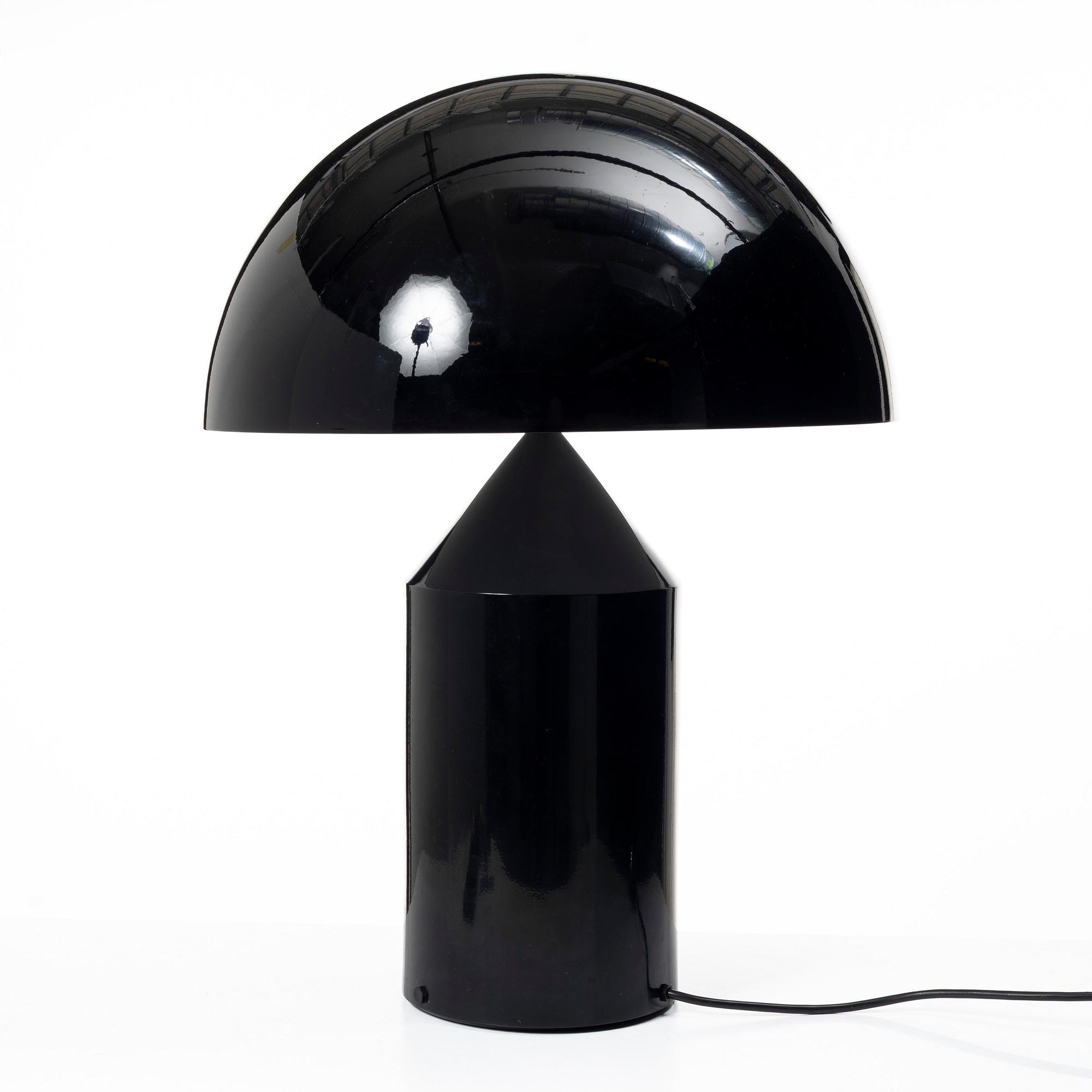 Vico Magistretti, bordslampa, "Atollo", Oluce, Italien.