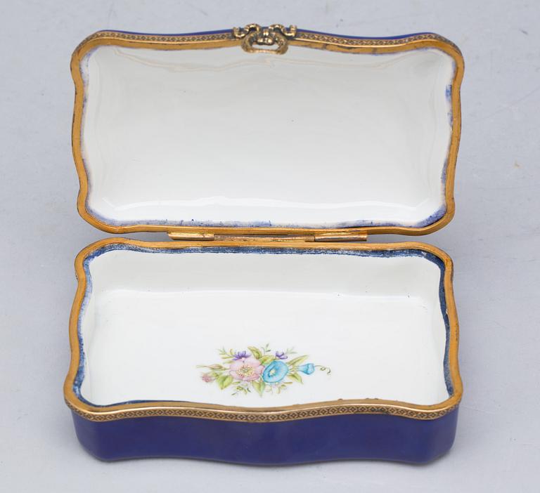 SKRIN, porslin, 1800/1900-tal.