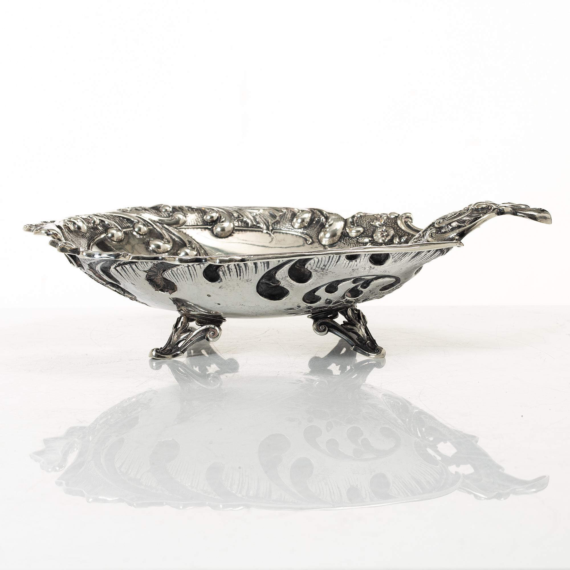 Gallerskål, silver, rokokostil, sekelskiftet 1900, Austria-Hungary.