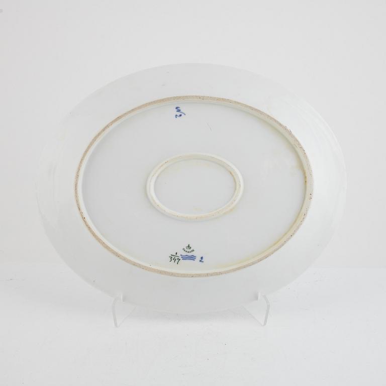 Serving platter, 3 pieces, "Musselmalet", fluted, Royal Copenhagen, Denmark.