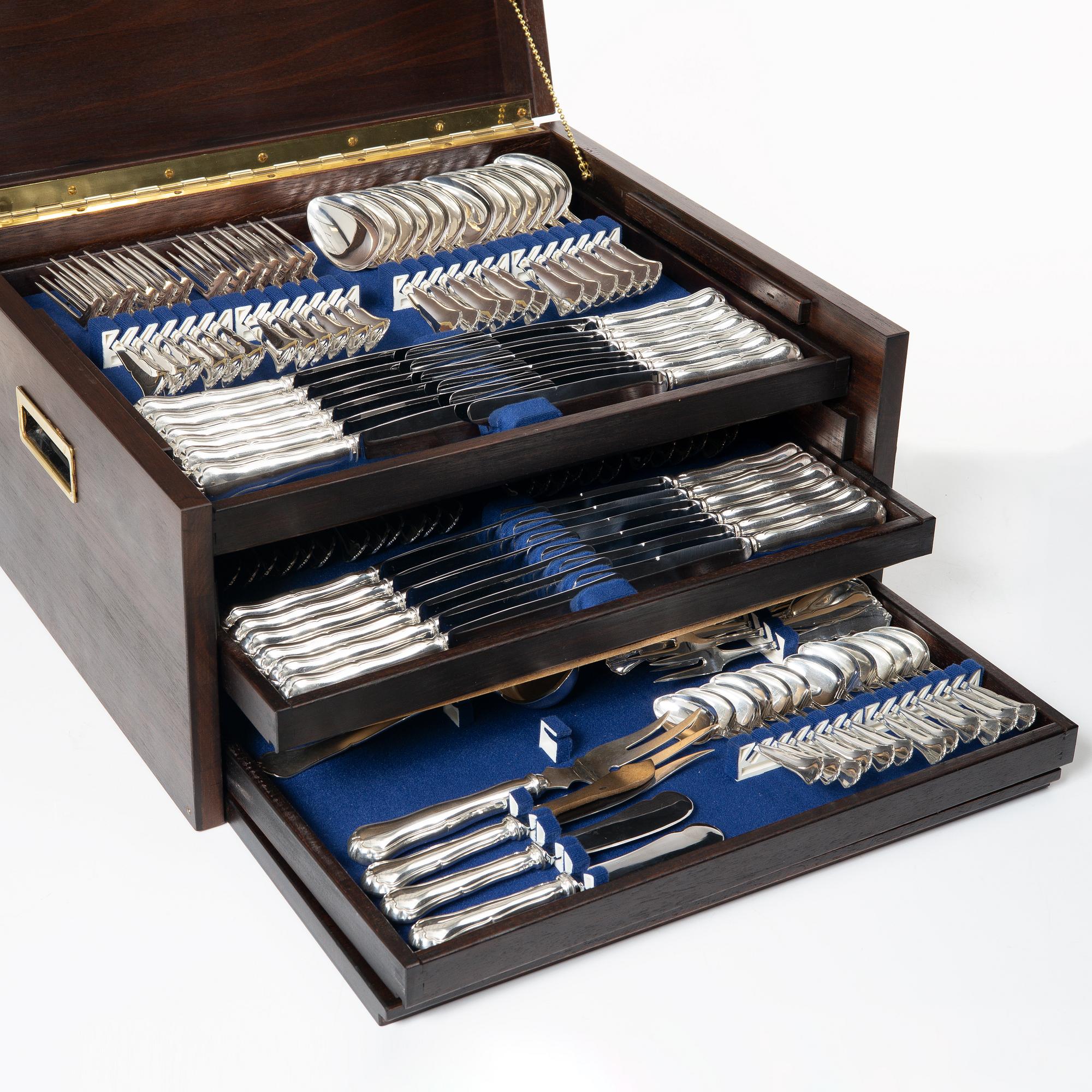 Cutlery service, 96 pieces, silver, model "Viktoria", Auran Kultaseppä Oy, Turku, Finland 1982.