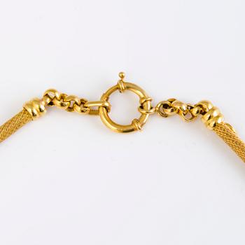 An Iranian 18K gold necklace.