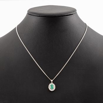 Necklace, 18K white gold with emerald and brilliant-cut diamonds.