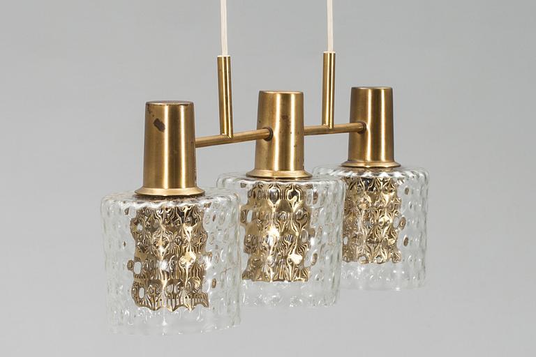 TAKLAMPA,  mässing och glas. 1900-talets mitt.