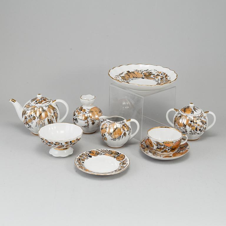 A Russian porcelain tea service, Lomonosov, late 20th century.