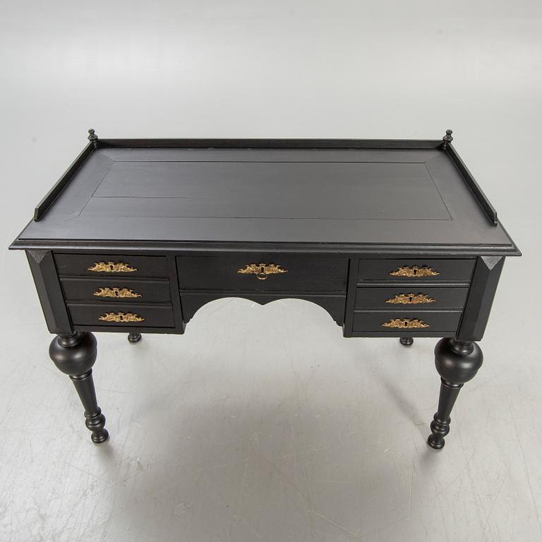 Skrivbord sekelskifte 1900.