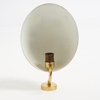 Carl-Axel Acking, a wall sconce model "5019", Bröderna Malmströms Metallvarufabrik, Malmö, 1940s-50s.