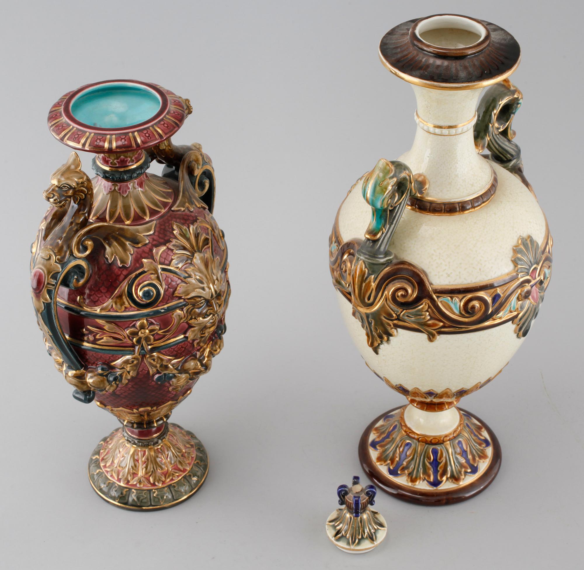 A majolica vase and urn from Rörstrand, around the year 1900.