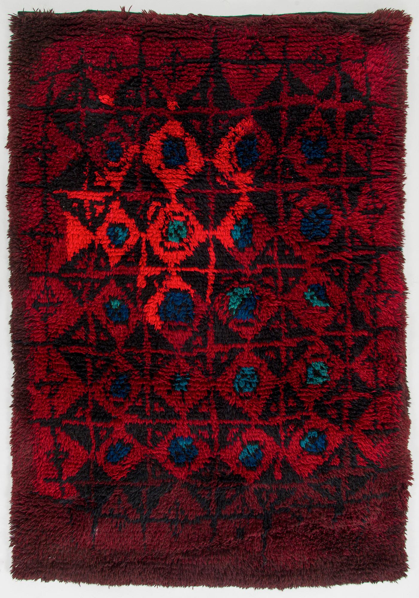 Kirsti Ilvessalo, ryijy, malli Suomen Käsityön Ystävät. Noin 184 x 126 cm.