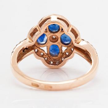 Ring, 14K guld, safirer samt diamanter  ca. 0.55 ct totalt. Ryssland, 2000-tal.