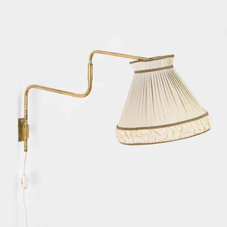 A mid-20th century wall light for Saariston Valaisin.