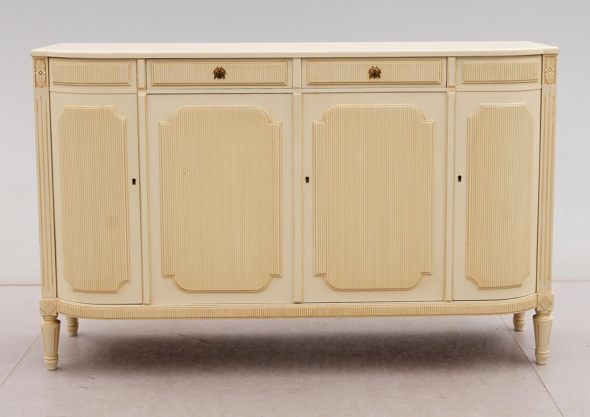 SIDEBOARD, gustaviansk stil, 1900-talets mitt.