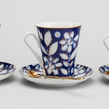 A SET OF FOUR PORCELAIN TEA CUPS FROM LOMONOSOV RUSSIA/USSR.
