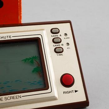 SPELKONSOLER, 2 st, Game & Watch, Nintendo, 1980-tal.