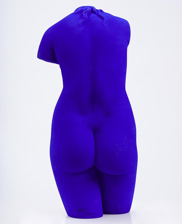 Yves Klein, "La Vénus d’Alexandrie (Vénus Bleue)".