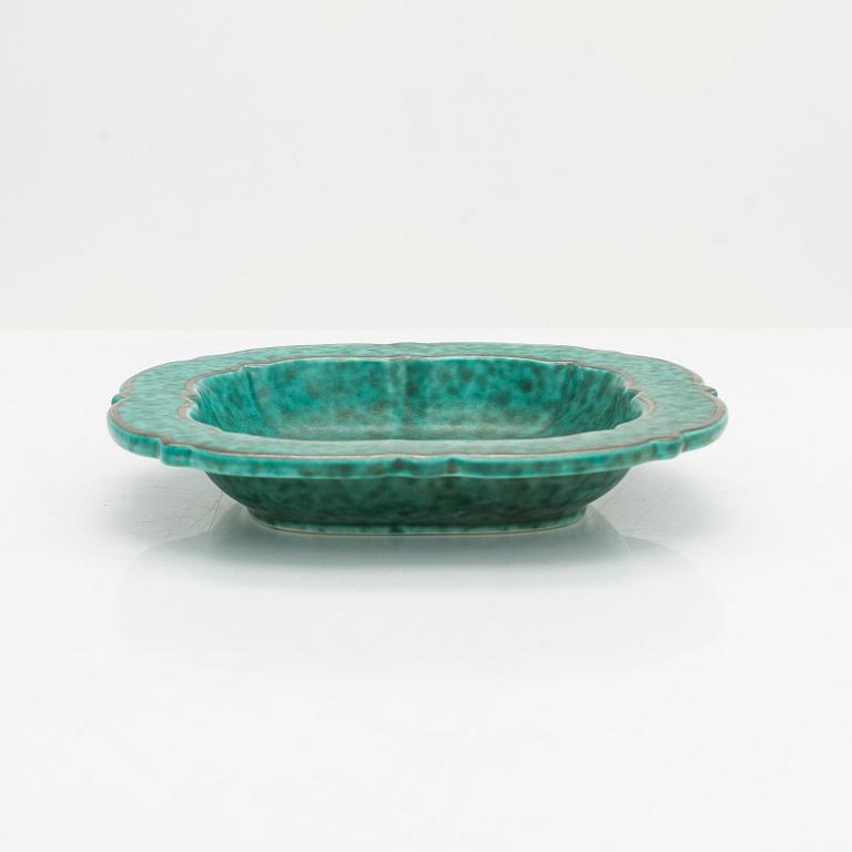 Wilhelm Kåge, A set of two dish and a vase 'Argenta', Gustavsberg, Sweden.