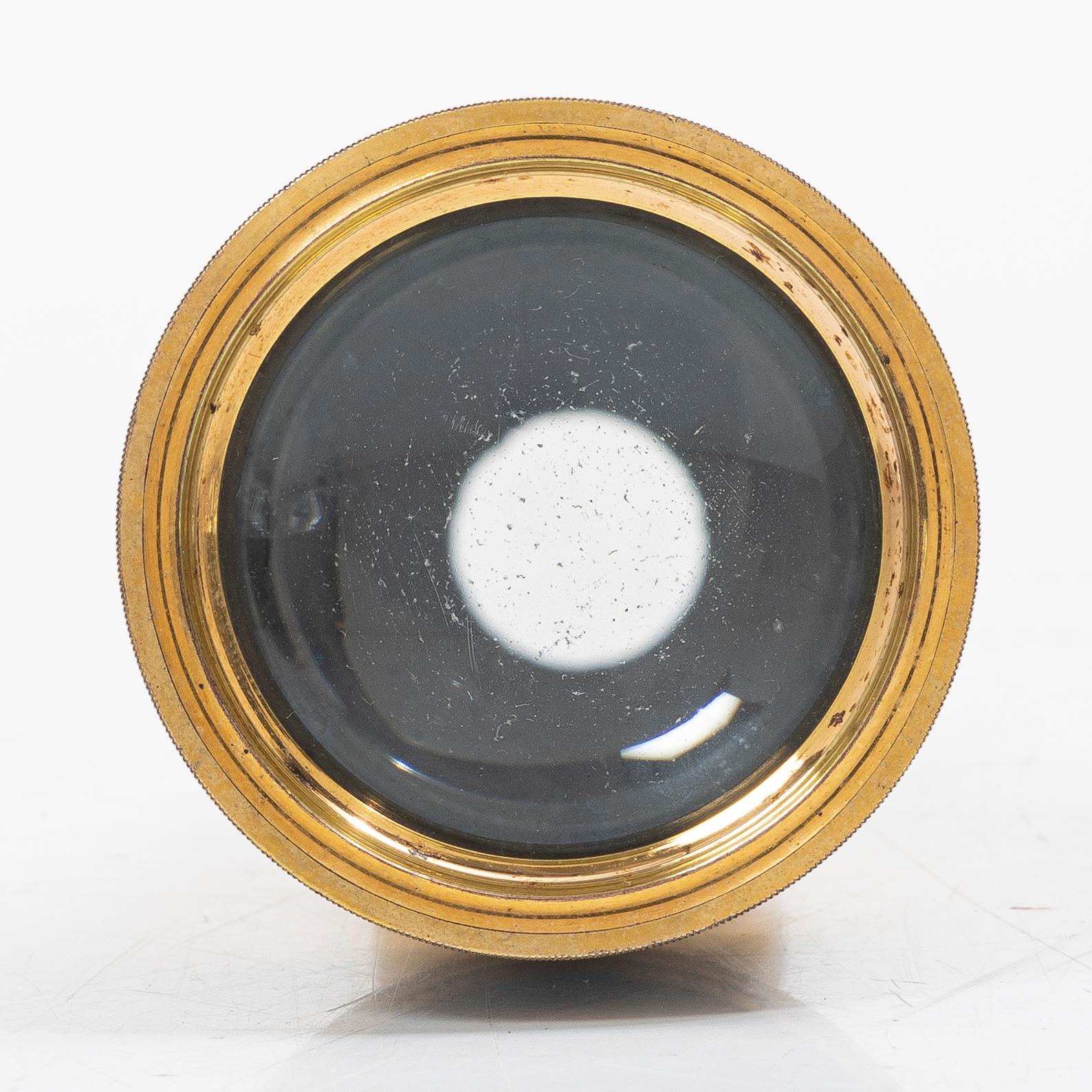A pocket spyglass , by William Harris & Co London & at Hamburg, 19th century.
