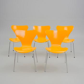 STOLAR, 2+3 st, "Sjuan" Arne Jacobsen, Fritz Hansen, Danmark 1970-tal.